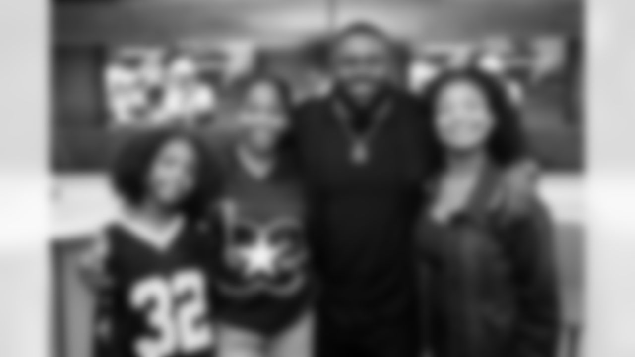 Mark Ingram greets fans at a Gatorade meet and greet event at Super Bowl LIX Opening Night, Monday, Feb. 3, 2025, in New Orleans. (Steve Luciano/AP Images for NFL)