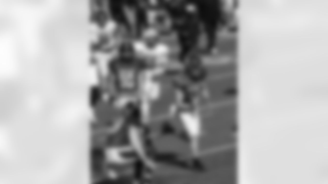 Check out photos from Day 3 of practices at the 2026 Panini Senior Bowl in Mobile, Ala. on Thursday, Jan. 30, featuring top NFL Draft prospects. Associate Head Coach and Running Backs Coach Joel Thomas, Quarterbacks Coach Scott Tolzien, Linebackers Coach Peter Sirmon, Assistant Special Teams Coach Kyle Wilber, Assistant Defensive Backs Coach Robert Blanton, and Assistant to the Head Coach Mike Martinez continue working with players.