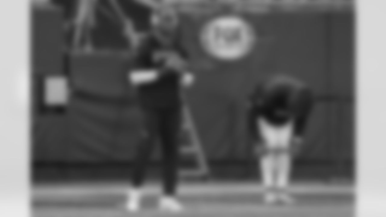 Check out the pregame photos from the New Orleans Saints game against the Carolina Panthers for Week 10 of the 2025 NFL season on Nov. 9, 2025 at Bank of America Stadium.