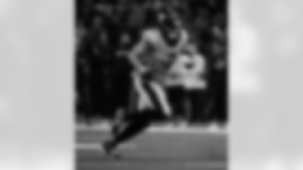 Check out the game action photos from the New Orleans Saints game against the New York Jets for Week 16 of the 2025 NFL season on Dec. 21, 2025 at the Caesars Superdome.