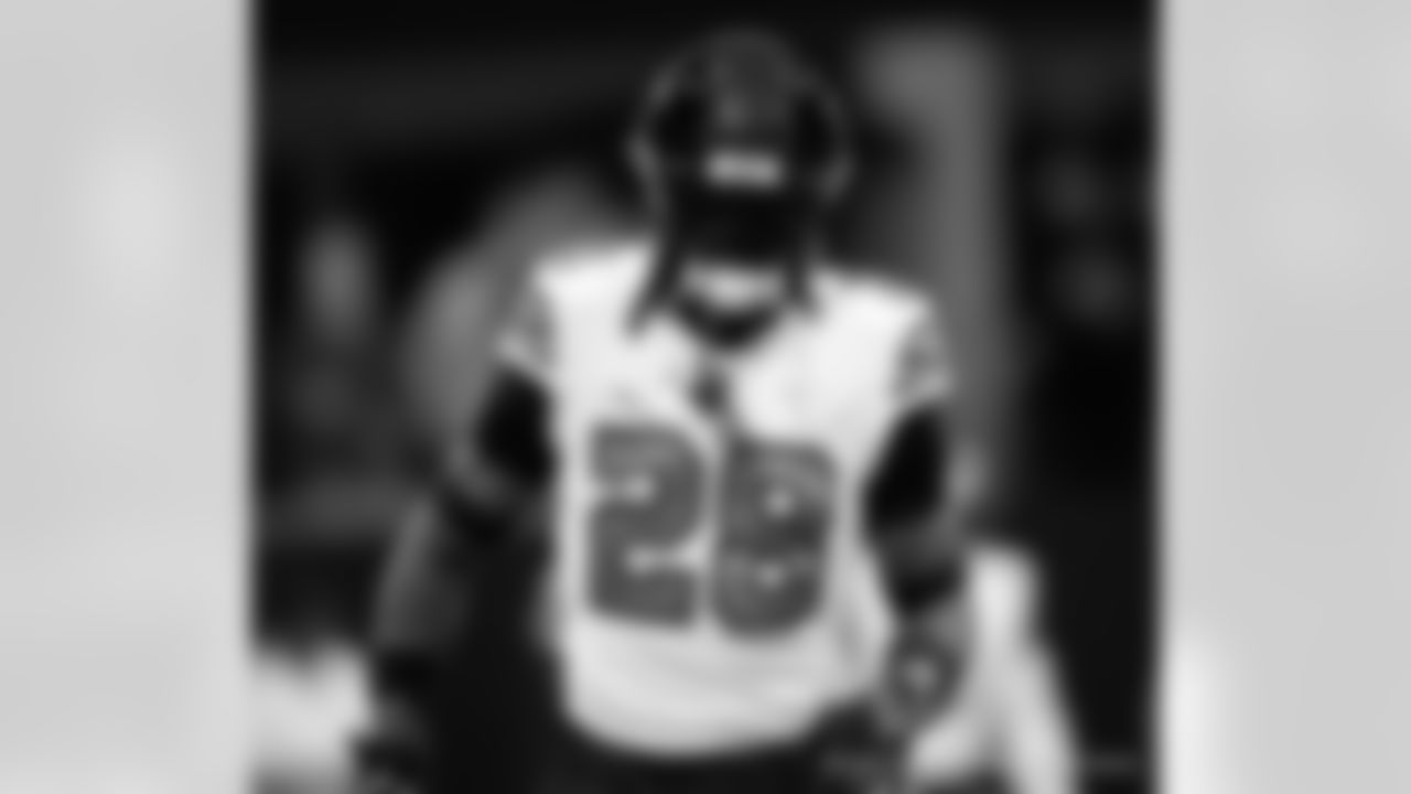 Check out the pregame warm-ups from the New Orleans Saints game against the Atlanta Falcons in Week 12 of the 2023 NFL season.