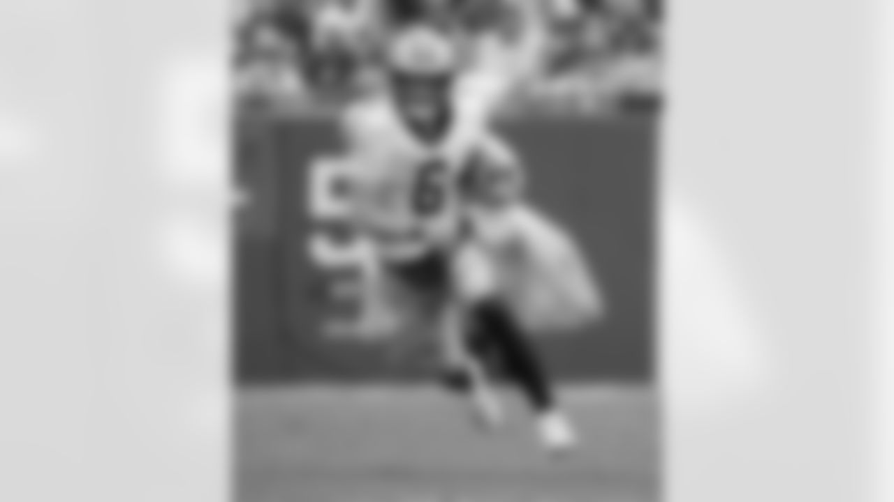 Check out the best photos of the New Orleans offense in their game against the Tampa Bay Buccaneers for Week 14 of the 2025 NFL season on Dec. 7, 2025 at Raymond James Stadium.