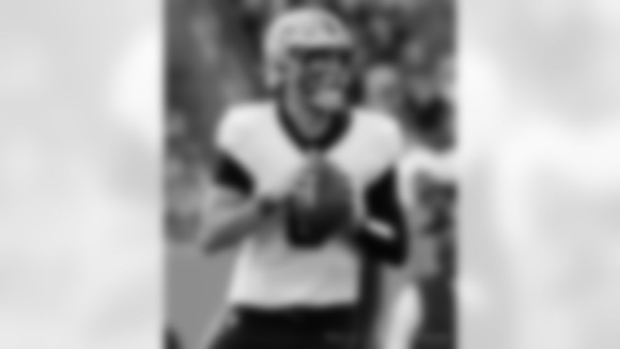 Check out the game action photos from the New Orleans Saints game against the Tennessee Titans for Week 17 of the 2025 NFL season on Dec. 28, 2025 at Nissan Stadium.