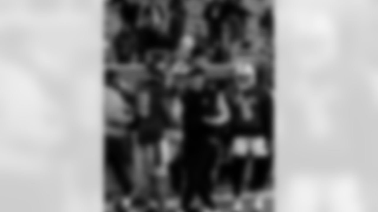 Check out photos from Day 3 of practices at the 2026 Panini Senior Bowl in Mobile, Ala. on Thursday, Jan. 30, featuring top NFL Draft prospects. Associate Head Coach and Running Backs Coach Joel Thomas, Quarterbacks Coach Scott Tolzien, Linebackers Coach Peter Sirmon, Assistant Special Teams Coach Kyle Wilber, Assistant Defensive Backs Coach Robert Blanton, and Assistant to the Head Coach Mike Martinez continue working with players.