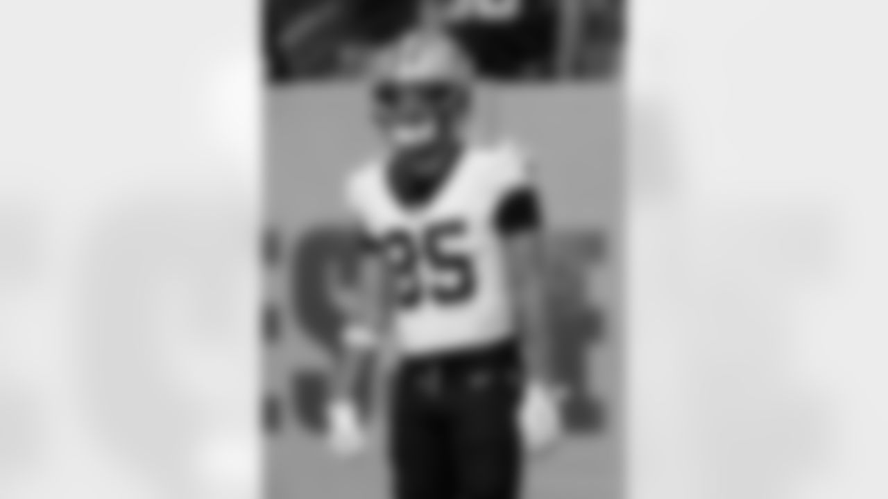 Check out the pregame photos from the New Orleans Saints game against the Tennessee Titans for Week 17 of the 2025 NFL season on Dec. 28, 2025 at Nissan Stadium.