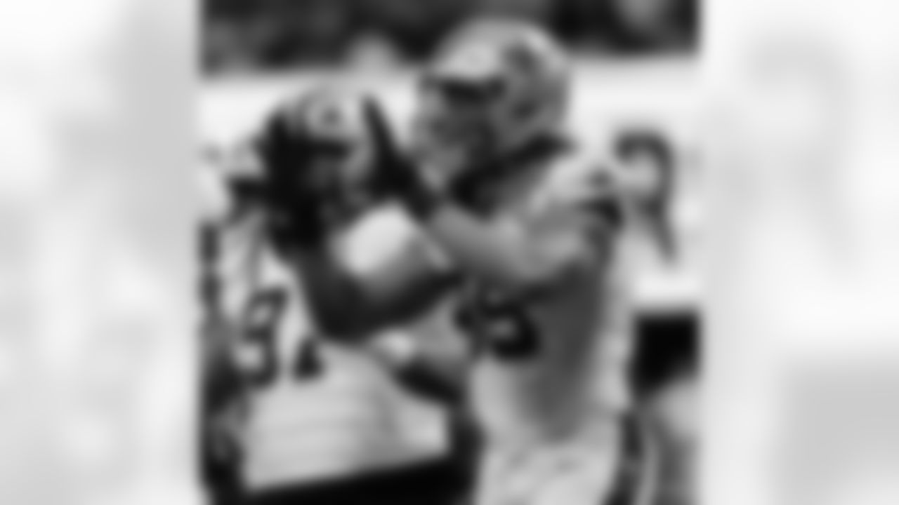 Check out the game action photos from the New Orleans Saints game against the Atlanta Falcons for Week 18 of the 2025 NFL season on Jan. 4, 2026 at Mercedes-Benz Stadium.