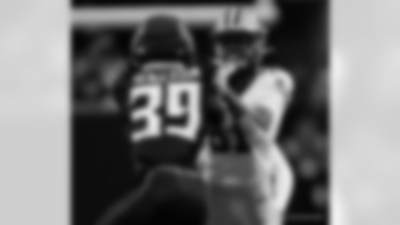 Check out the game action photos from the New Orleans Saints game against the Atlanta Falcons for Week 18 of the 2025 NFL season on Jan. 4, 2026 at Mercedes-Benz Stadium.