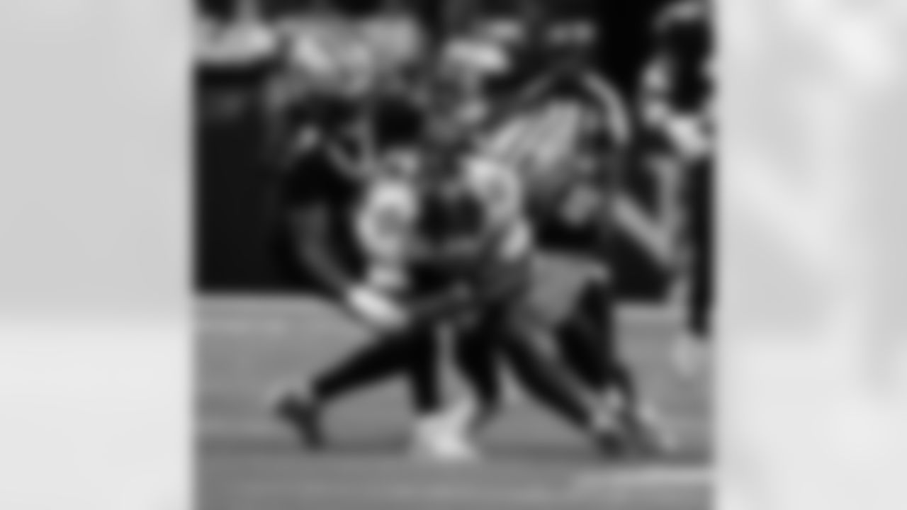 Check out the game action photos from the New Orleans Saints game against the New York Giants for Week 5 of the 2025 NFL season on Oct. 5, 2025 at Caesars Superdome.