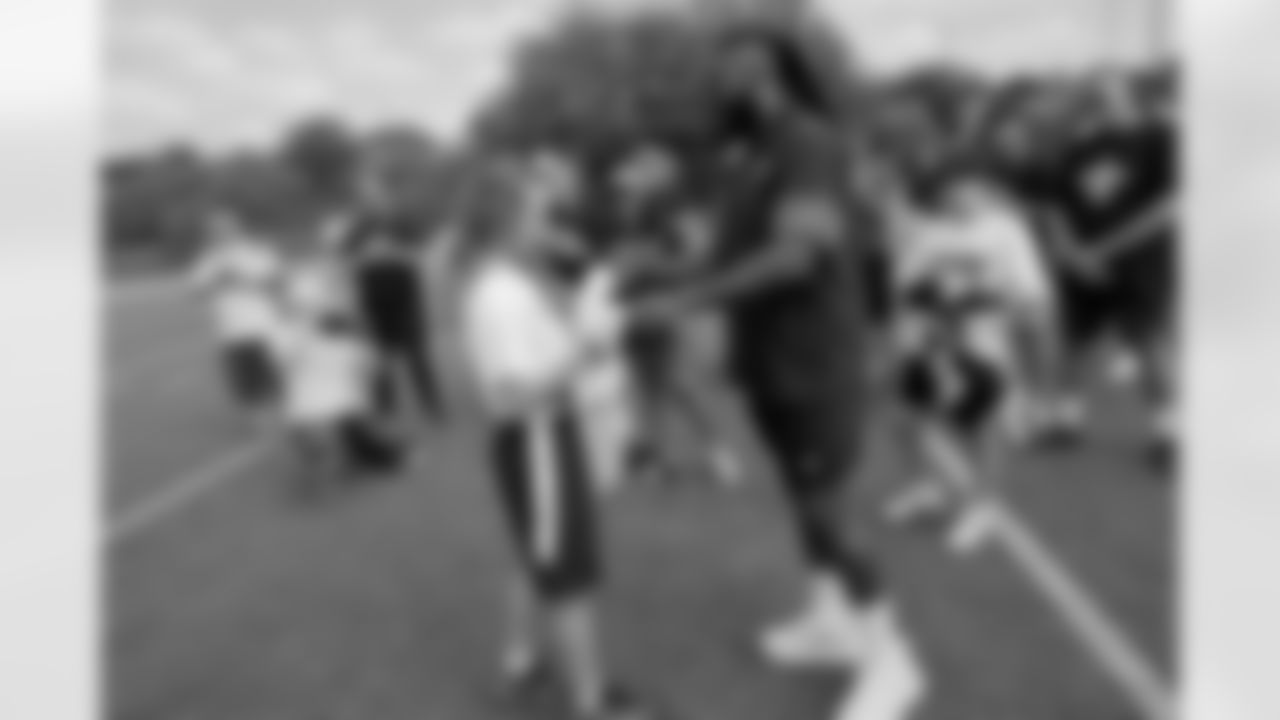 New Orleans Saints linebacker Demario Davis joined young athletes for a Play Football Experience and Flag Football clinic in Paris, France on Saturday, July 12, 2025.