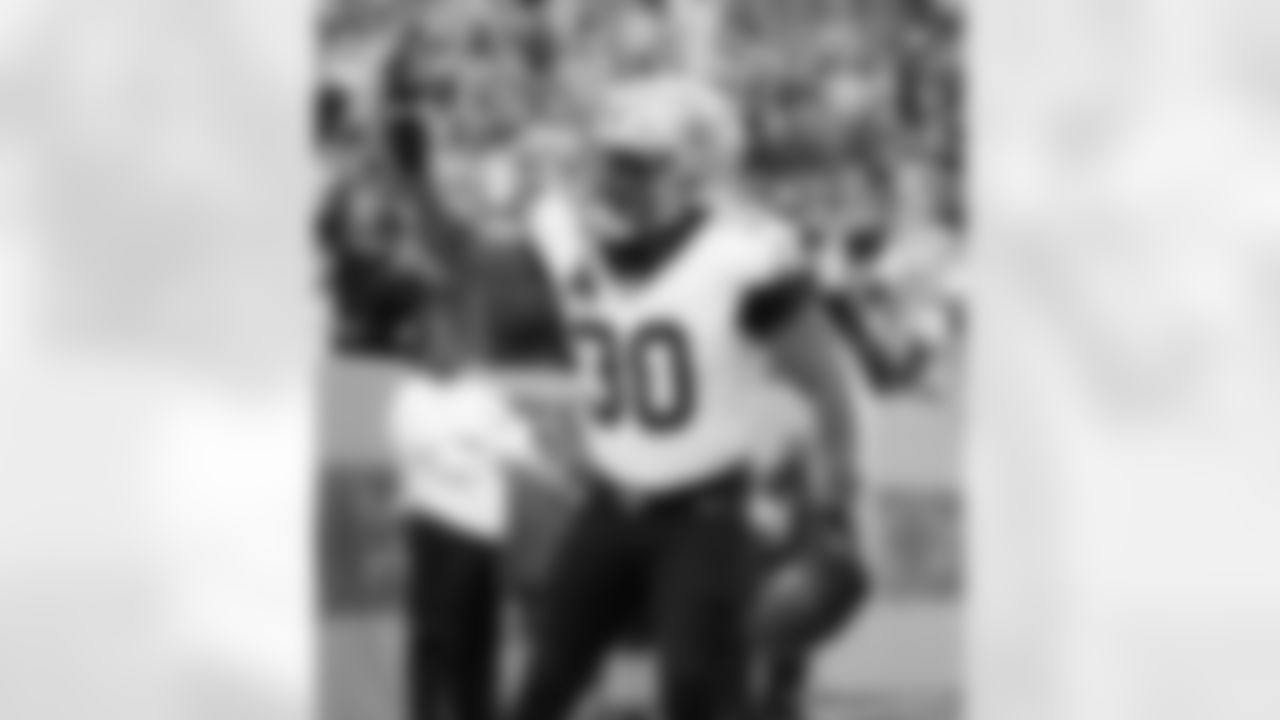 Check out the game action photos from the New Orleans Saints game against the Tennessee Titans for Week 17 of the 2025 NFL season on Dec. 28, 2025 at Nissan Stadium.