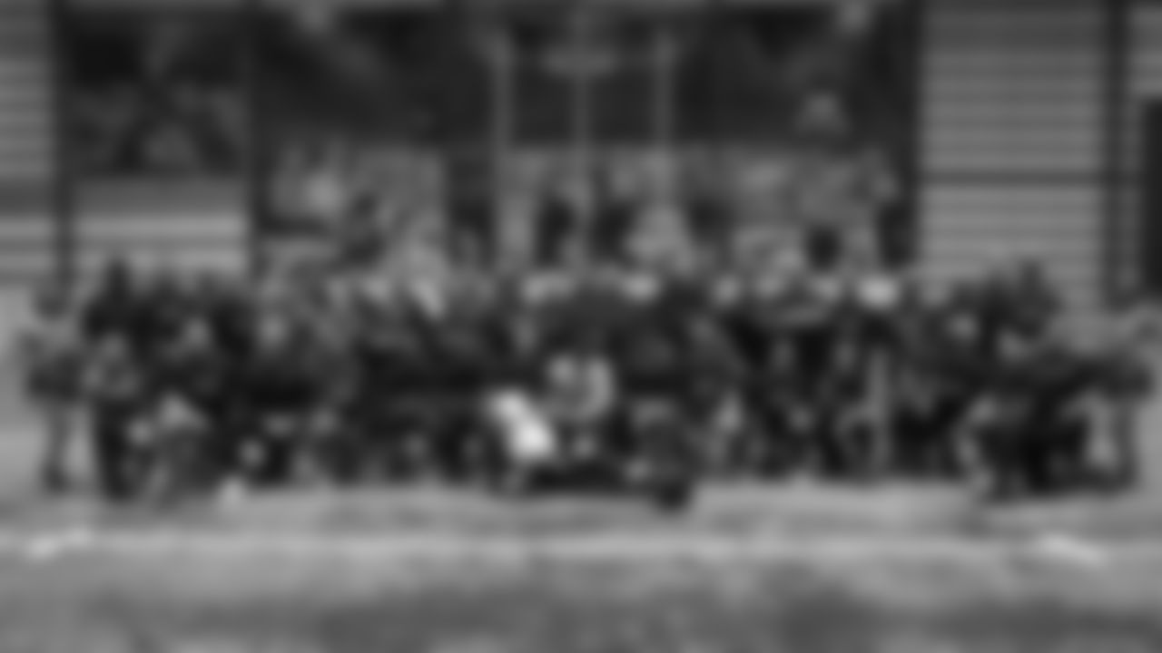 New Orleans Saints and Verizon hosted an MVP community workout with Saints legends Devery Henderson, Garrett Hartley, and Michael Lewis at the Ochsner Sports Performance Center on Wednesday, Nov. 19, 2025.