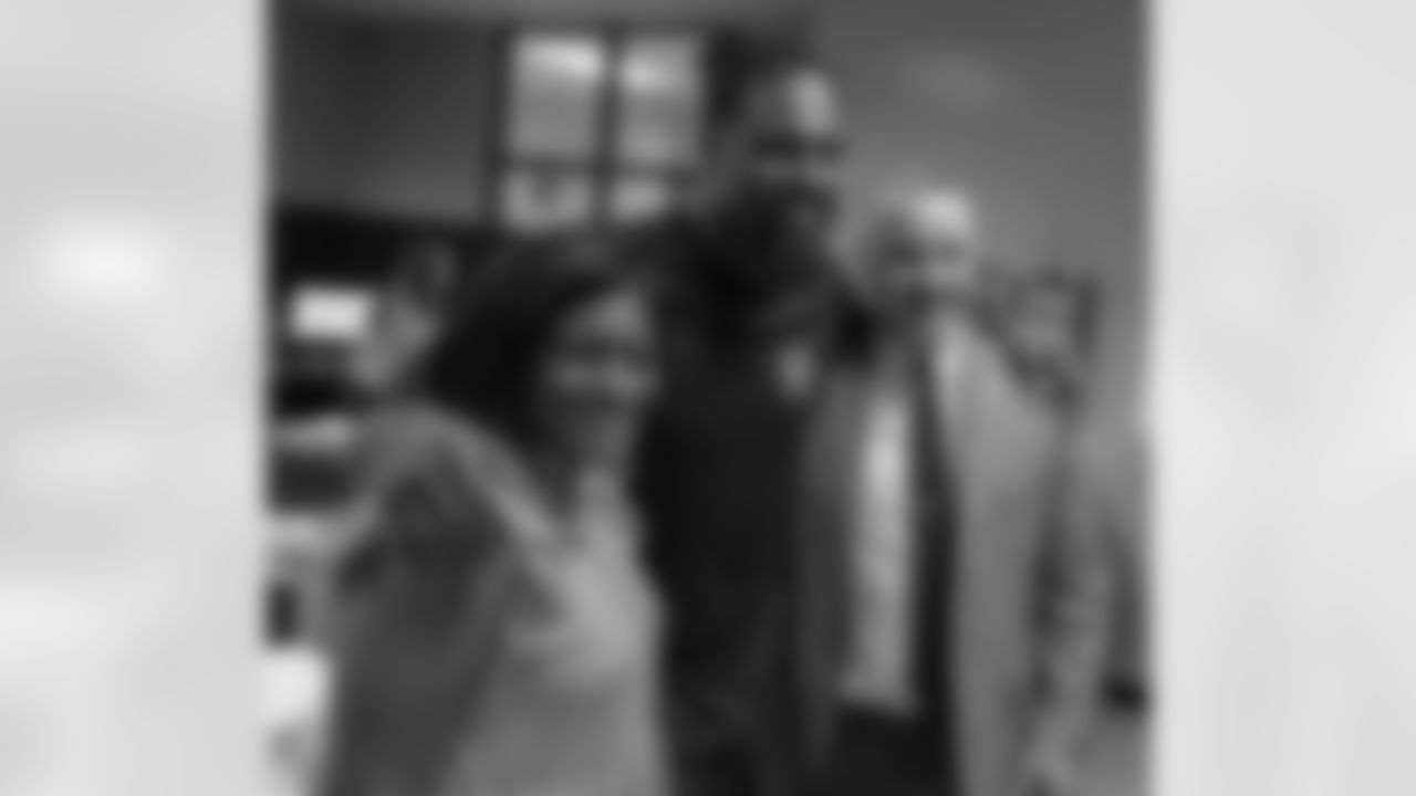 New Orleans Saints defensive end Cameron Jordan visited students at St. Rose Elementary School on Tuesday, Sept. 24, 2024. St. Charles Parish Superintendent Ken Oertling came to the visit and met with Jordan as well.