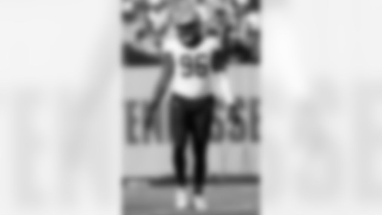 Check out the game action photos from the New Orleans Saints game against the Tennessee Titans for Week 17 of the 2025 NFL season on Dec. 28, 2025 at Nissan Stadium.