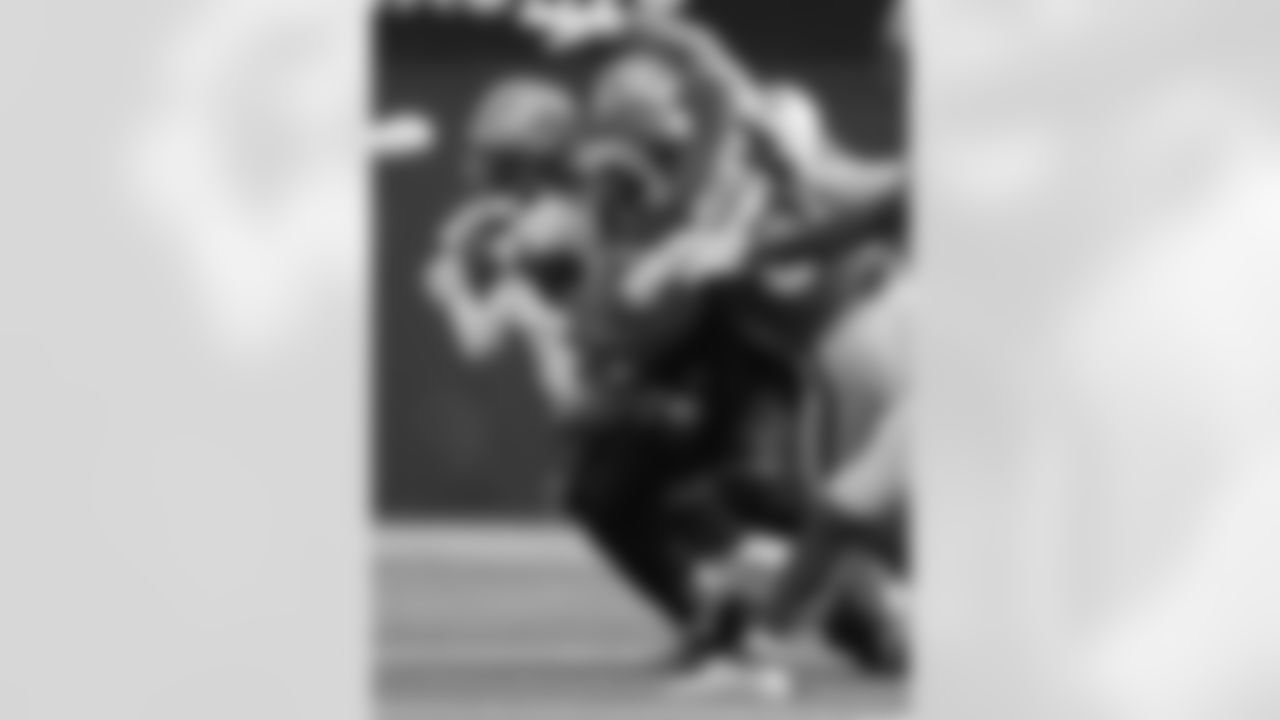 Check out the 20 best photos of the New Orleans offense in their game against the Los Angeles Rams for Week 9 of the 2025 NFL season on Nov. 2, 2025 at the SoFi Stadium.