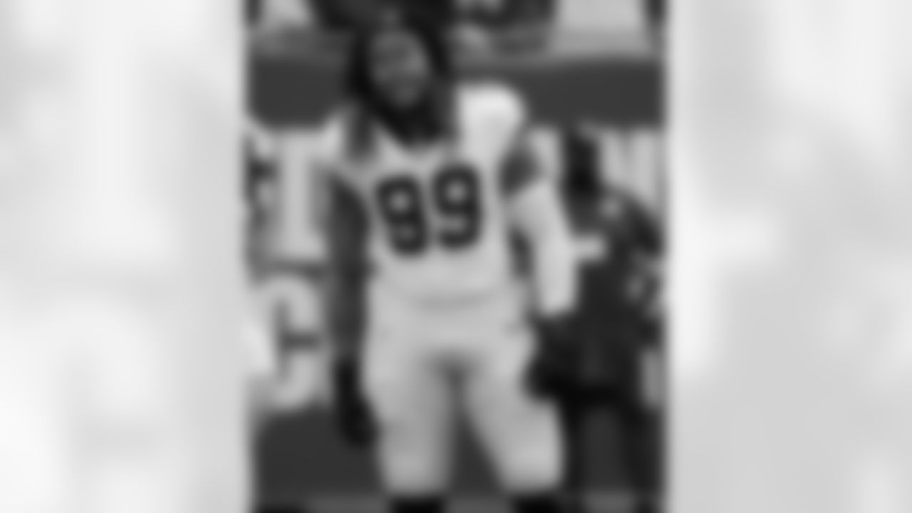 Check out the pregame photos from the New Orleans Saints game against the Tampa Bay Buccaneers for Week 14 of the 2025 NFL season on Dec. 7, 2025 at Raymond James Stadium.