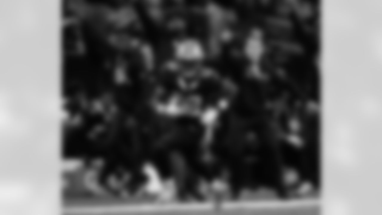 Check out the game action photos from the New Orleans Saints game against the New York Giants for Week 5 of the 2025 NFL season on Oct. 5, 2025 at Caesars Superdome.