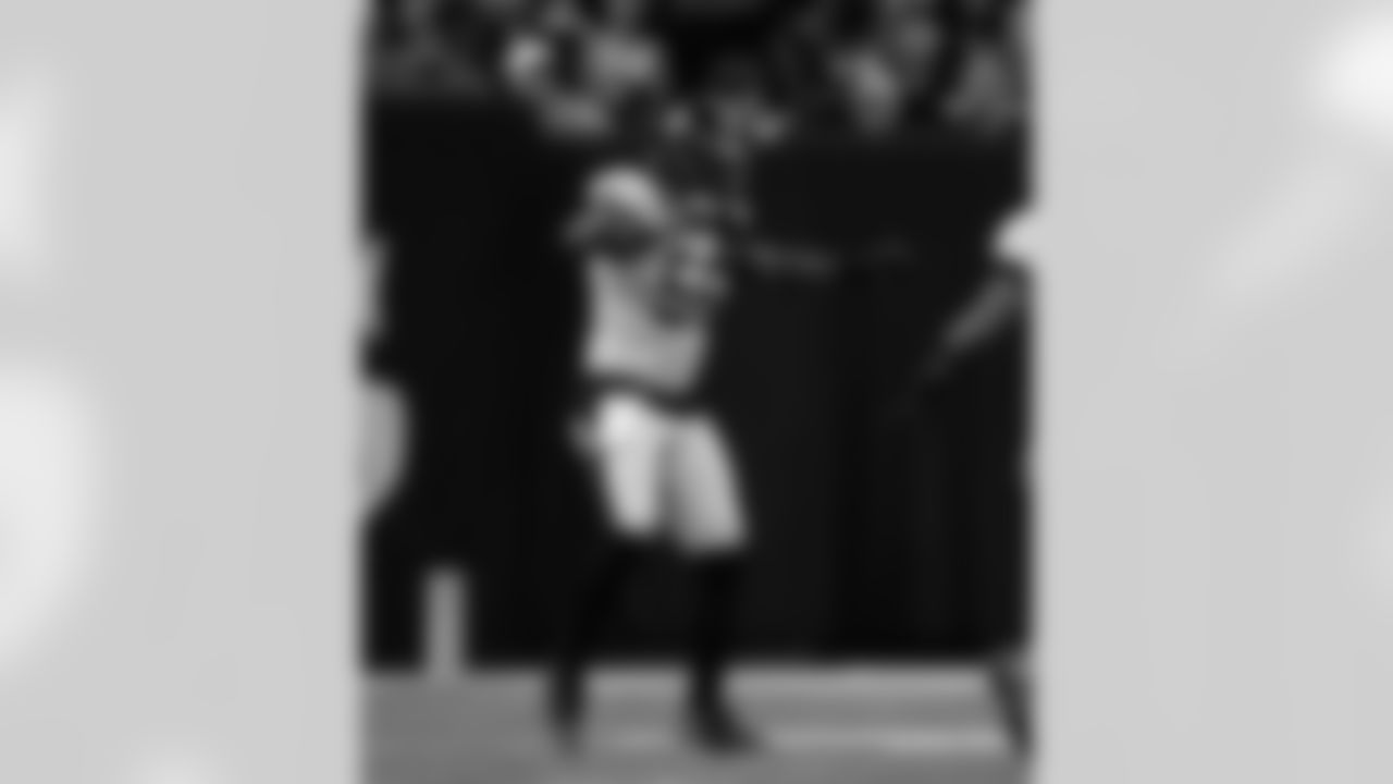 Check out the game action photos from the New Orleans Saints game against the New York Jets for Week 16 of the 2025 NFL season on Dec. 21, 2025 at the Caesars Superdome.