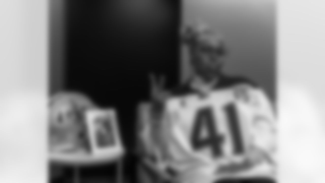 New Orleans Saints defensive end Cam Jordan surprised Angela "Mrs. Big O" Austin, our 2025 Saints Fan of the Year at the Ochsner Sports Performance Center. Angela will represent Saints fans at Super Bowl LX in San Francisco.