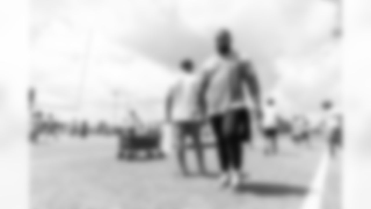 Gallery-Davon-Godchaux-NFLPA-Youth-Camp-060725-13