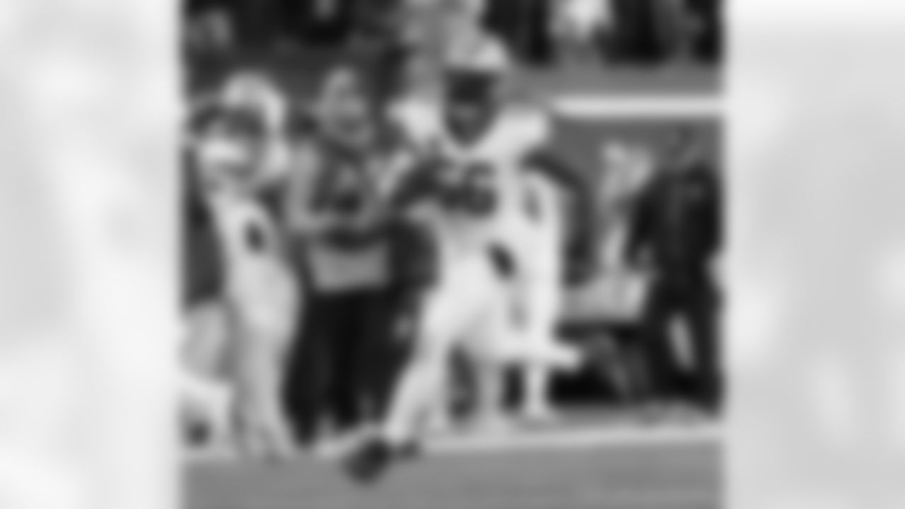 LB Demario Davis (56) gets an interception during the New Orleans Saints game against the New York Giants for Week 14 of the 2024 NFL Season on Dec. 8, 2024 at MetLife Stadium.