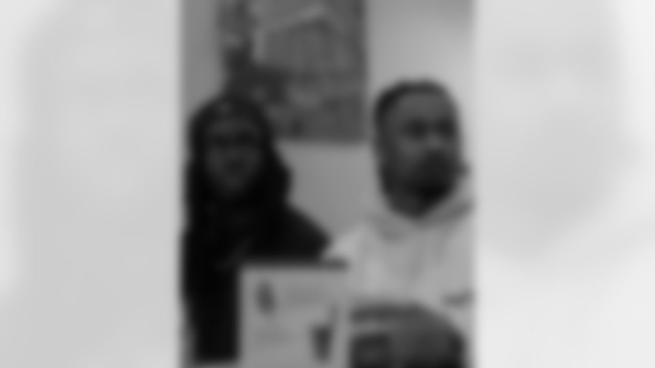 New Orleans Saints welcomed the Paris Musketeers to New Orleans as the group participated in a guided walking tour and meeting with the French Consulate on November 20, 2025.