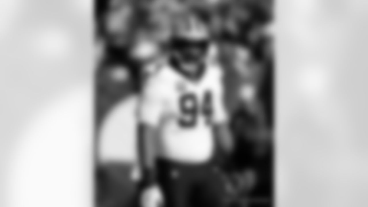 DE Cameron Jordan (94) in action during the New Orleans Saints game against the Tampa Bay Buccaneers for Week 18 of the 2024 NFL Season on Jan. 5, 2025 at Raymond James Stadium.