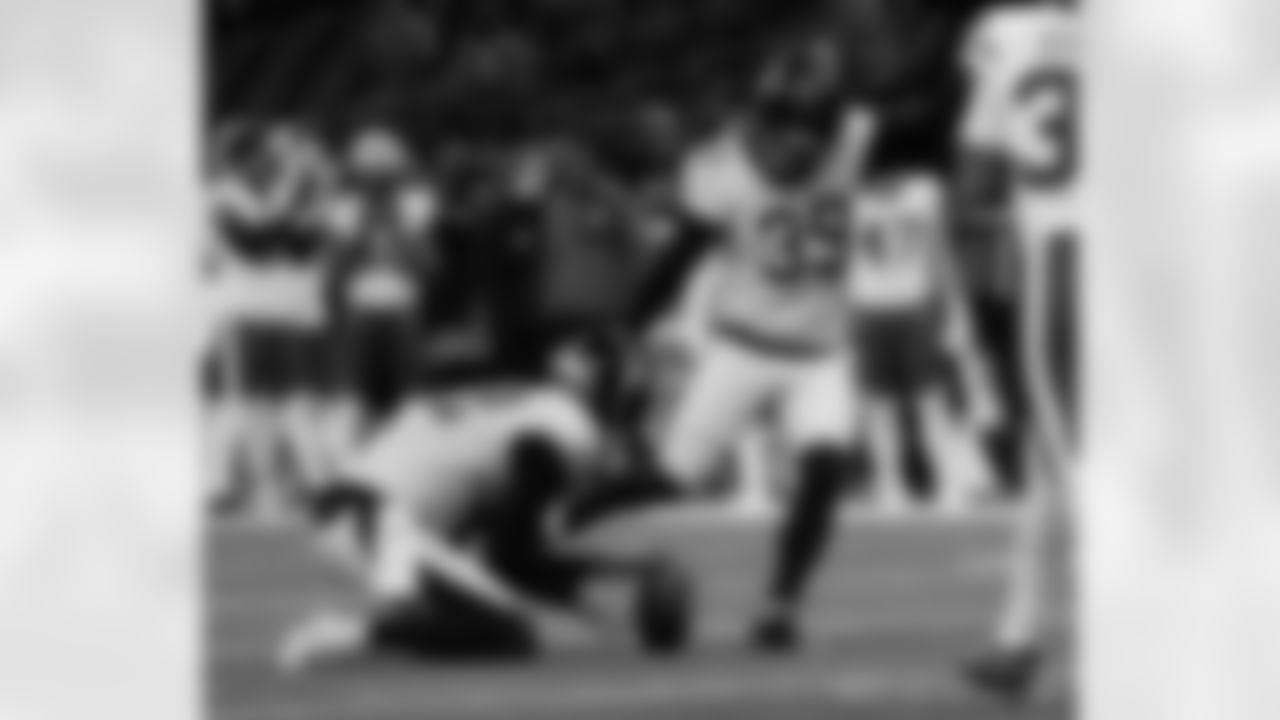 Check out the game action photos from the New Orleans Saints game against the New York Jets for Week 16 of the 2025 NFL season on Dec. 21, 2025 at the Caesars Superdome.