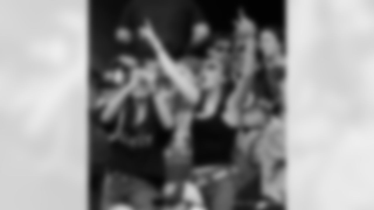 Check out the fan photos from the New Orleans Saints game against the Tennessee Titans for Week 17 of the 2025 NFL season on Dec. 28, 2025 at Nissan Stadium.