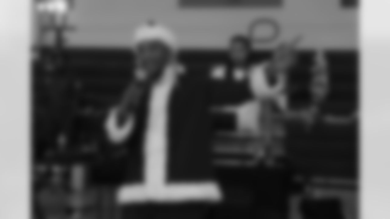 New Orleans Saints safety Justin Reid and his foundation JReid InDeed hosted his "Just-In-Time for the Holidays" community event at the Giving Hope Community Center. Reid spent the evening giving back to local families, spreading holiday cheer and supporting the community through gifts and engagement ahead of the holiday season.