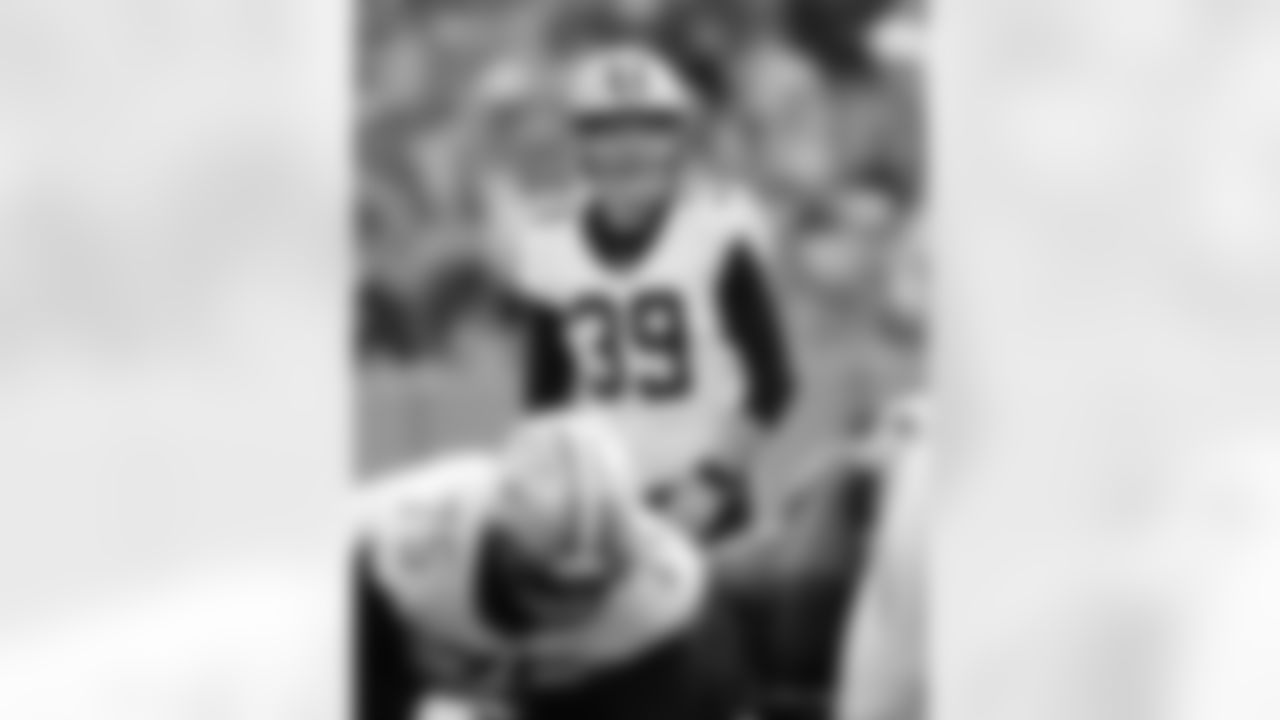 Check out the game action photos from the New Orleans Saints game against the Tennessee Titans for Week 17 of the 2025 NFL season on Dec. 28, 2025 at Nissan Stadium.