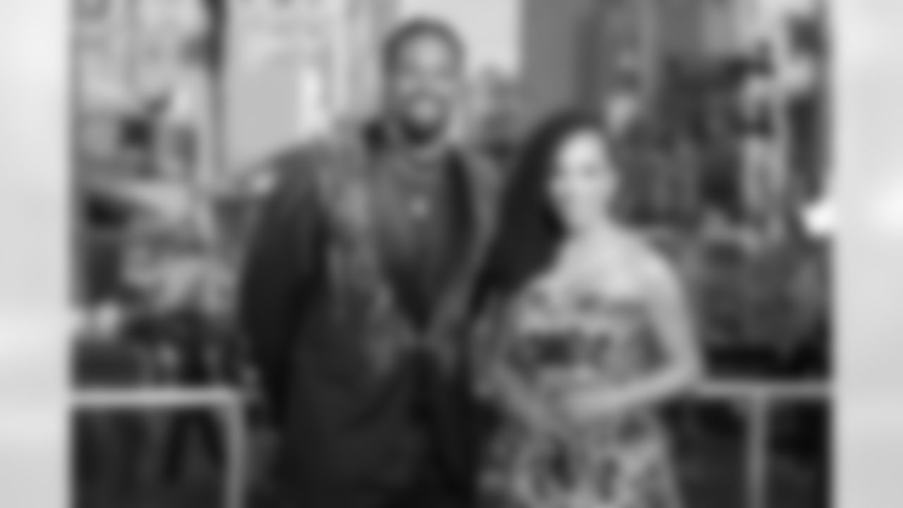 New Orleans Saints defensive end Cameron Jordan (94) poses with NFL Network reporter MJ Acosta on the red carpet prior to the NFL Honors awards show on Thursday, February 6, 2025 in New Orleans, Louisiana. (Ben Liebenberg/NFL)