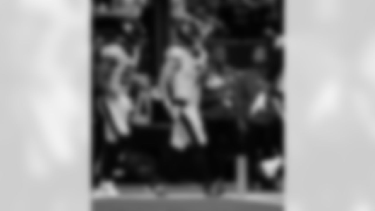 Check out the game action photos from the New Orleans Saints game against the New York Jets for Week 16 of the 2025 NFL season on Dec. 21, 2025 at the Caesars Superdome.