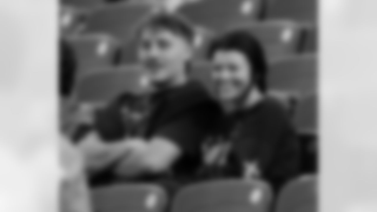 Check out the best fan photos during the New Orleans Saints game against the Tennessee Titans for Week 17 of the 2025 NFL season on Dec. 28, 2025, at Nissan Stadium.