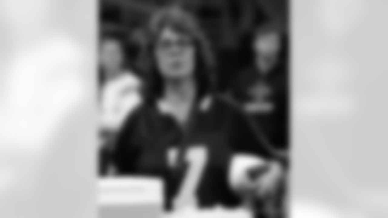 Check out the fan photos from the New Orleans Saints game against the New York Jets for Week 16 of the 2025 NFL season on Dec. 21, 2025 at the Caesars Superdome.