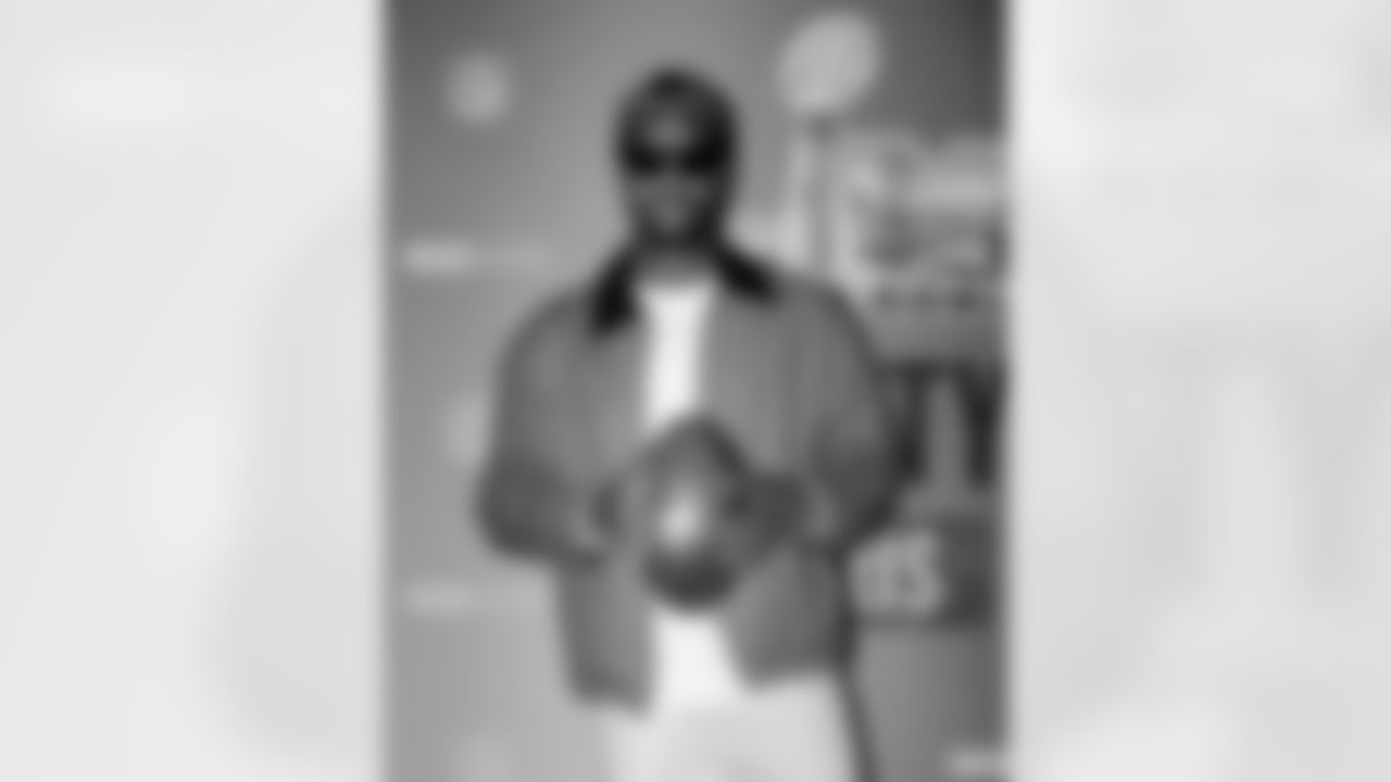 The NFL hosted a Super Bowl LX watch party at Casino Mistinguett in Paris on Sunday, February 8, 2026, featuring a Saints-branded corner with gift bags including Saints hats. Additionally, the French Quarter podcast organized a watch party for American football fans in Paris.