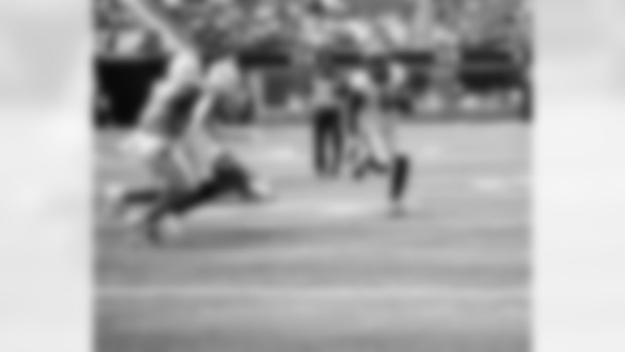Check out the game action photos from the New Orleans Saints game against the Los Angeles Chargers in Week 1 of the 2025 NFL preseason.