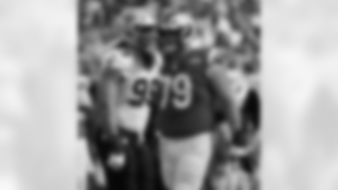 Check out the game action photos from the New Orleans Saints game against the Los Angeles Rams for Week 9 of the 2025 NFL season on Nov. 2, 2025 at SoFi Stadium.