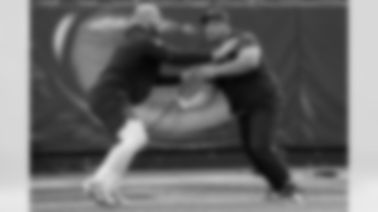 Check out the pregame photos from the New Orleans Saints game against the Carolina Panthers for Week 10 of the 2025 NFL season on Nov. 9, 2025 at Bank of America Stadium.