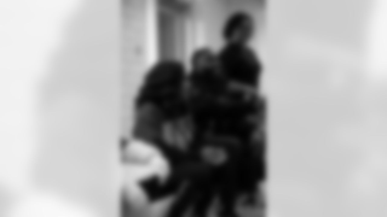 New Orleans Saints linebacker Demario Davis and his wife Tamela, through their Devoted Dreamers Foundation, teamed up with the Beignet Fest Foundation to gift holiday presents to 50 kids from Camp Benny on Wednesday, Dec. 10, 2025.