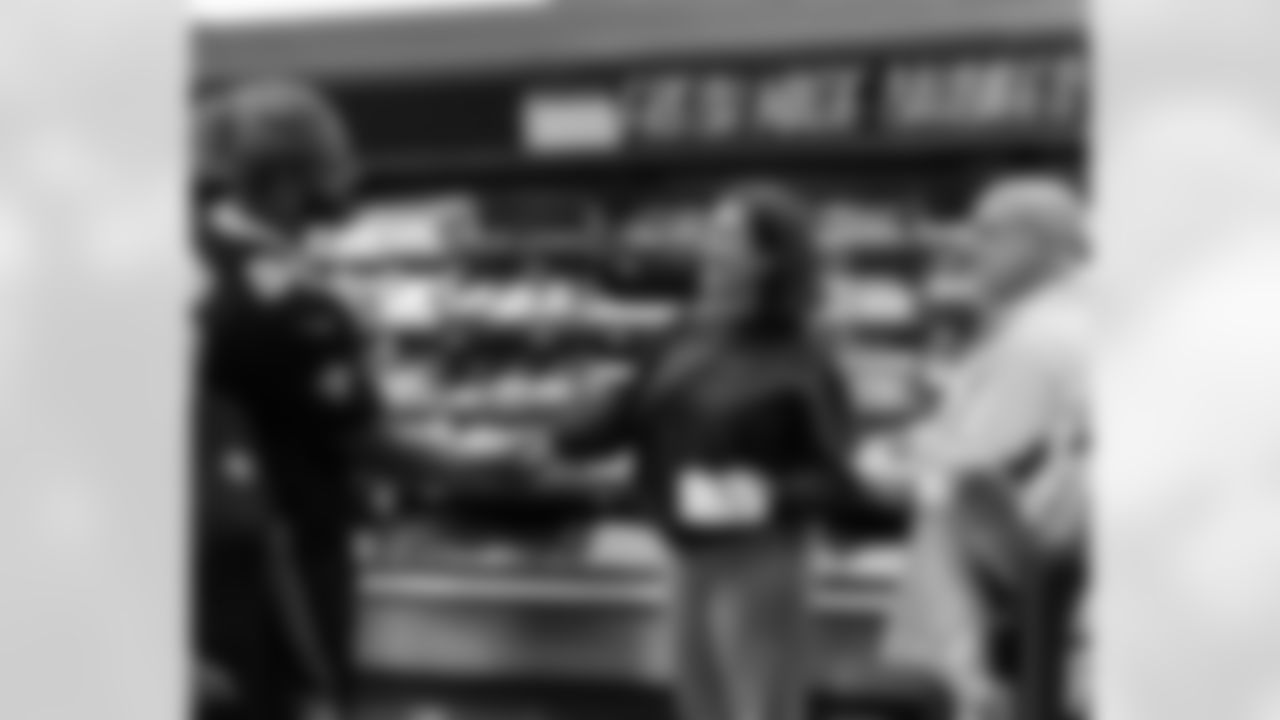 New Orleans Saints defensive end Cameron Jordan teamed up with Southern Quality Ford to provide random acts of kindness throughout the city on December 22, 2025. Jordan shared Rouses Markets gift cards with holiday shoppers, filled tanks for local fans at Chevron gas stations, and treated customers to oil changes at Southern Quality Ford.