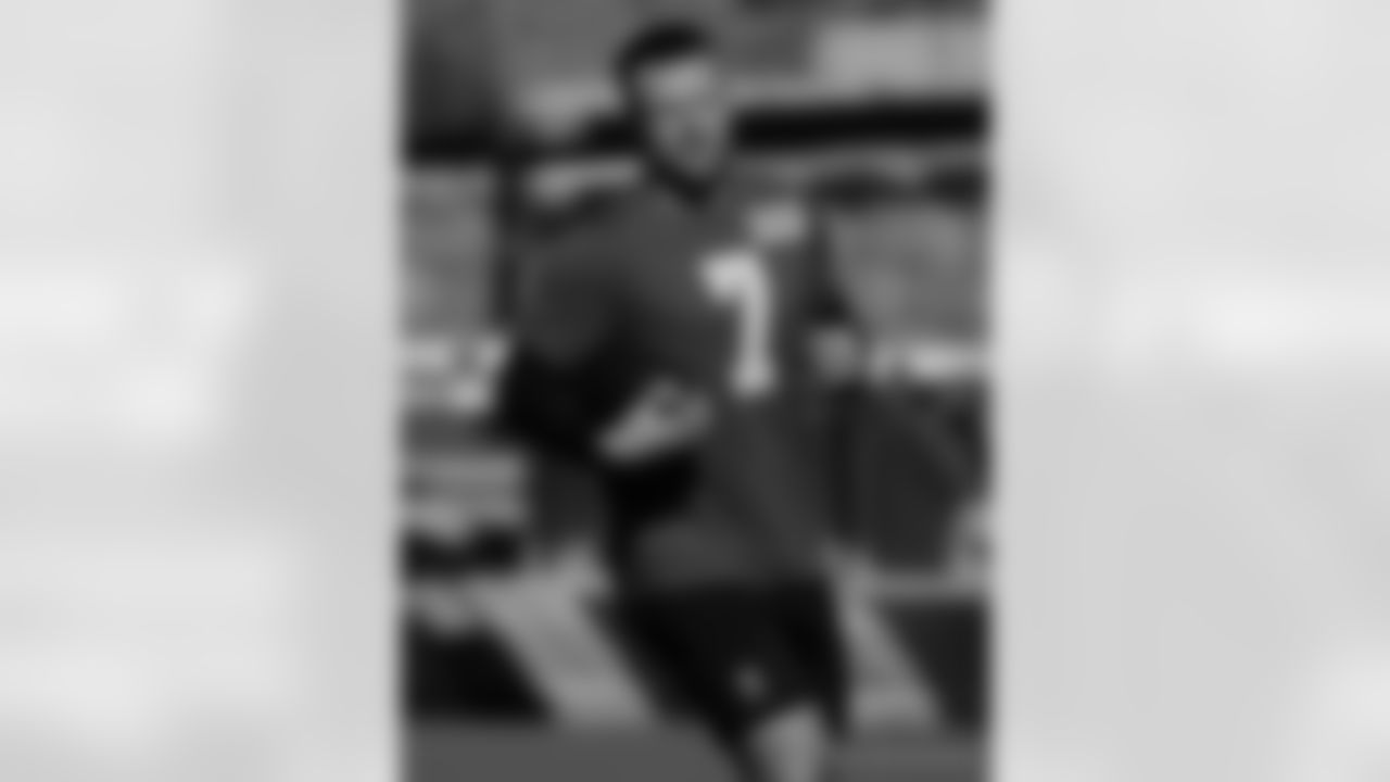 Check out the practice photos from the New Orleans Saints walkthrough ahead of their game against the Los Angeles Rams for Week 9 of the 2025 NFL season.