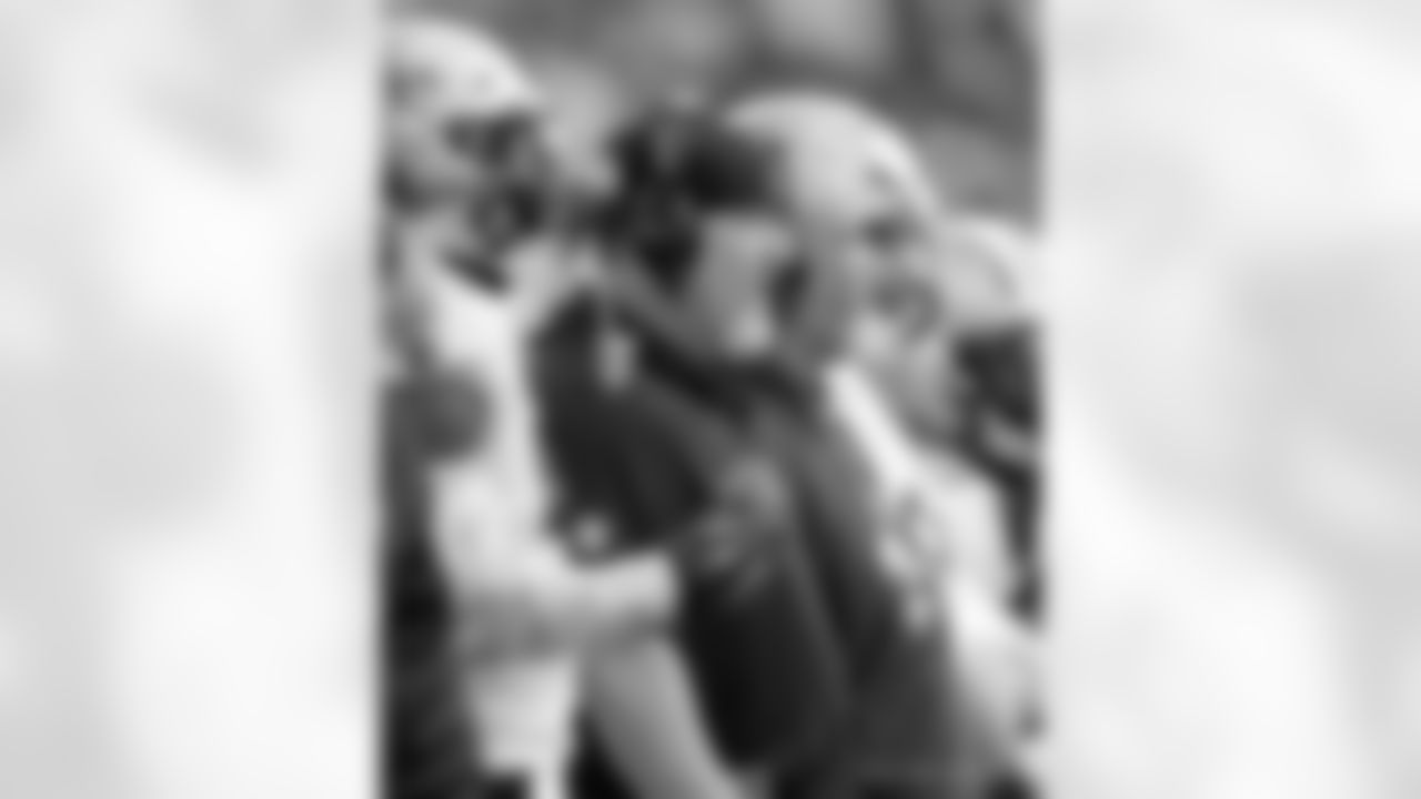 Check out the game action photos from the New Orleans Saints game against the Tennessee Titans for Week 17 of the 2025 NFL season on Dec. 28, 2025 at Nissan Stadium.