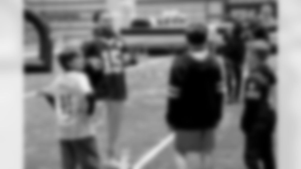 New Orleans Saints wide receiver Mason Tipton and linebacker Pete Werner joined members of the Saints Kids Club presented by Entergy, as well as the Pelicans and Saints Crib Clubs presented by Ochsner Children's Hospital, at the 2025 Holiday Huddle event on Wednesday, Dec. 10, 2025. Attendees enjoyed holiday-themed activities plus a Play Football Experience.