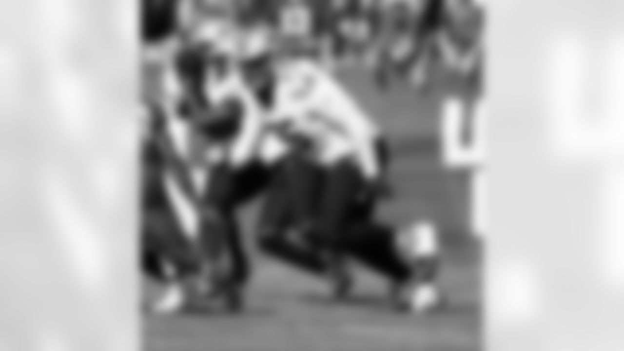 T Taliese Fuaga (75) in action during the New Orleans Saints game against the Tampa Bay Buccaneers for Week 18 of the 2024 NFL Season on Jan. 5, 2025 at Raymond James Stadium.