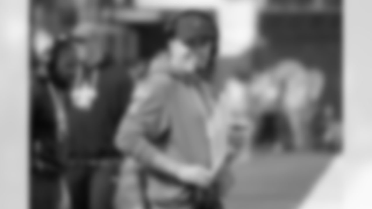 Check out the pregame photos from the New Orleans Saints game against the Los Angeles Rams for Week 9 of the 2025 NFL season on Nov. 2, 2025 at SoFi Stadium.