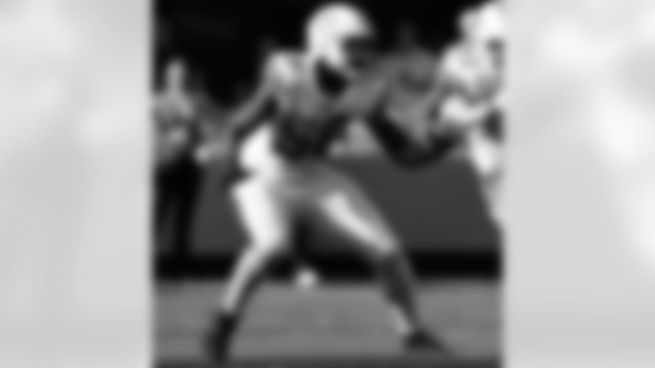 Check out the game action photos from the New Orleans Saints game against the Carolina Panthers for Week 10 of the 2025 NFL season on Nov. 9, 2025 at Bank of America Stadium.