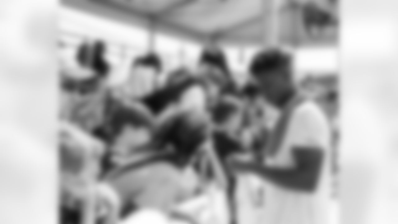 New Orleans Saints players greeted fans and signed autographs during Day 7 of 2025 Saints Training Camp presented by Rouses Markets at the Ochsner Sports Performance Center on Wednesday, June 30.