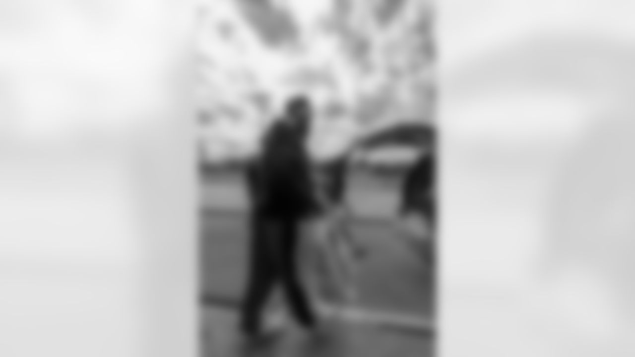 New Orleans Saints defensive tackle Davon Godchaux hosted a holiday bike giveaway on Saturday, Dec. 20, 2025 in Plaquemine, Louisiana, providing children with bicycles to celebrate Christmas and spread holiday cheer in the community.