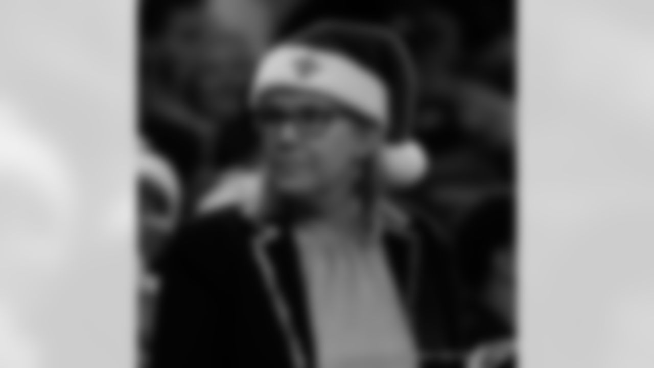 Check out the fan photos from the New Orleans Saints game against the New York Jets for Week 16 of the 2025 NFL season on Dec. 21, 2025 at the Caesars Superdome.