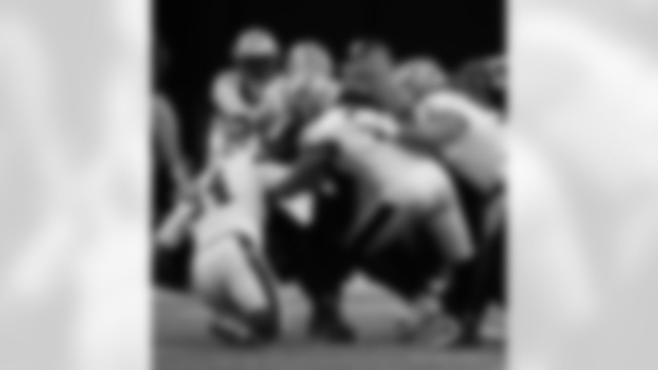 Check out the game action photos from the New Orleans Saints game against the Atlanta Falcons for Week 18 of the 2025 NFL season on Jan. 4, 2026 at Mercedes-Benz Stadium.